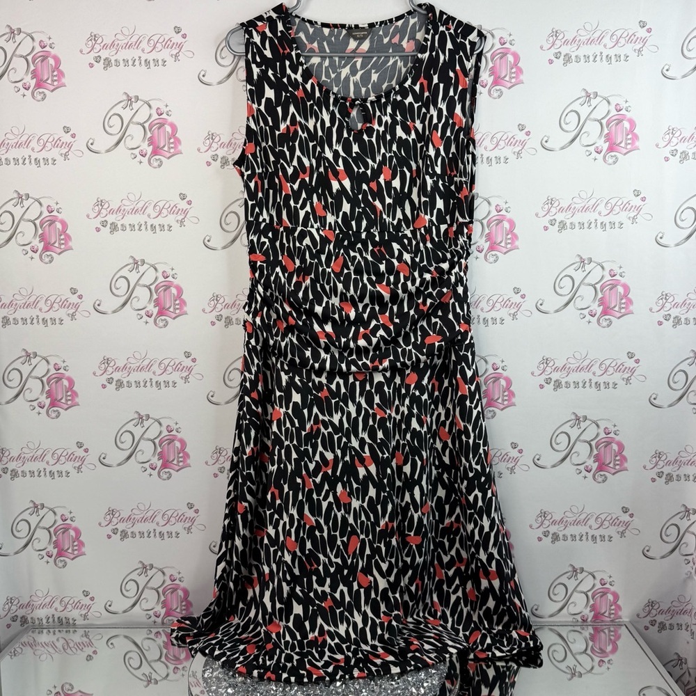 Denver Hayes dress abstract white Black and Red Dress long style stretchy